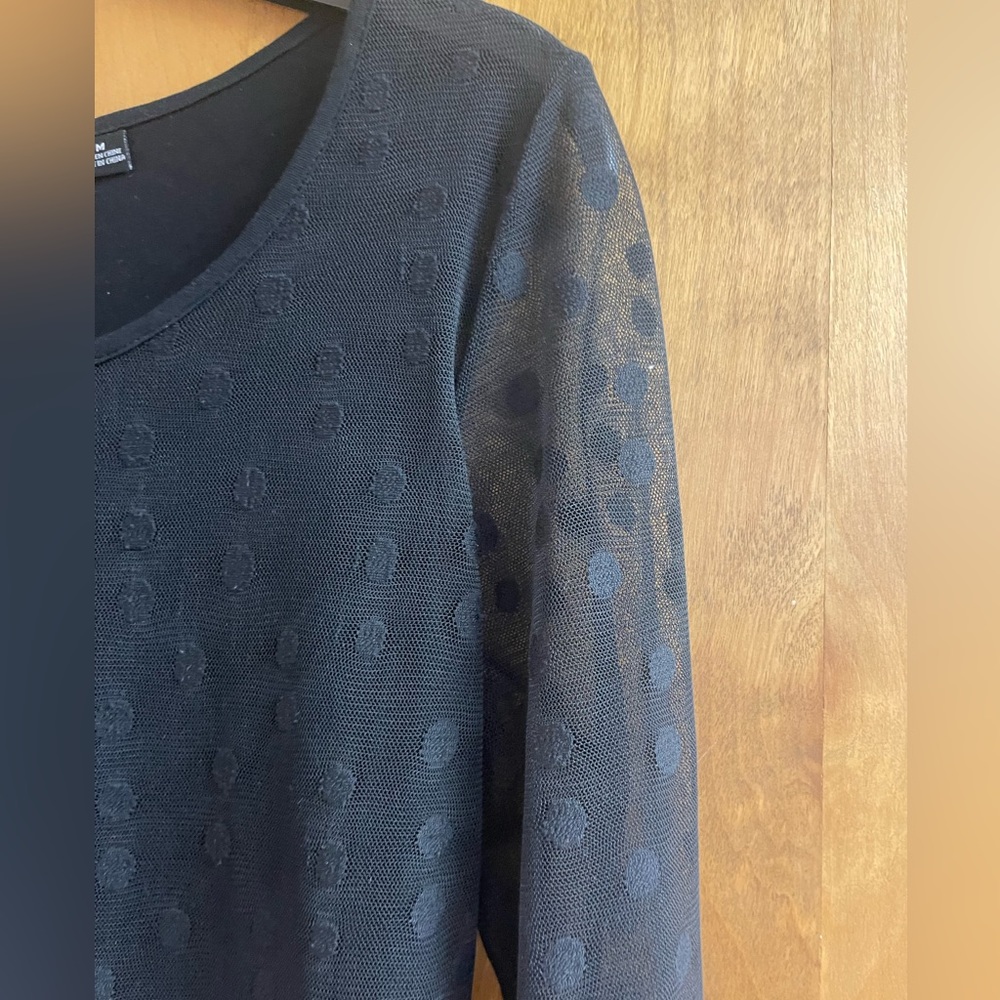 Tribal Black Dotted Sheer Sleeve Top - Picture 4 of 8